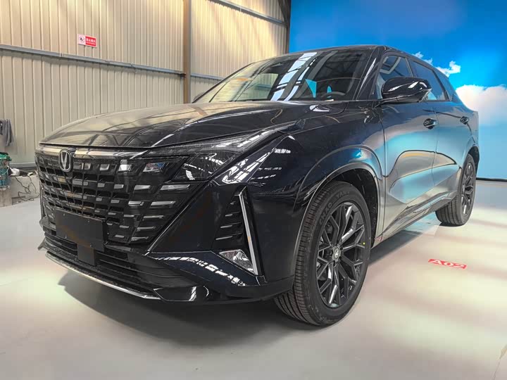 Changan UNI-Z 1.5T Comfort Edition