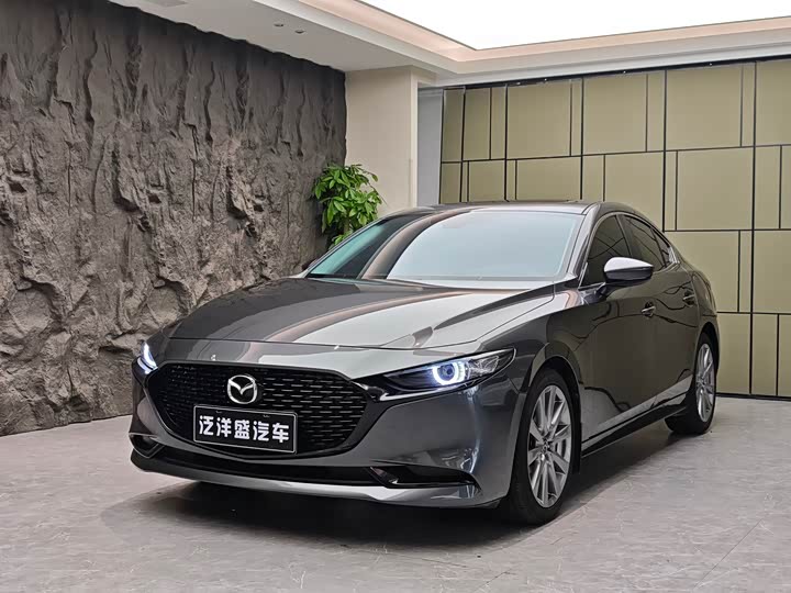 Mazda3 Axela 2.0L Automatic Premium Edition